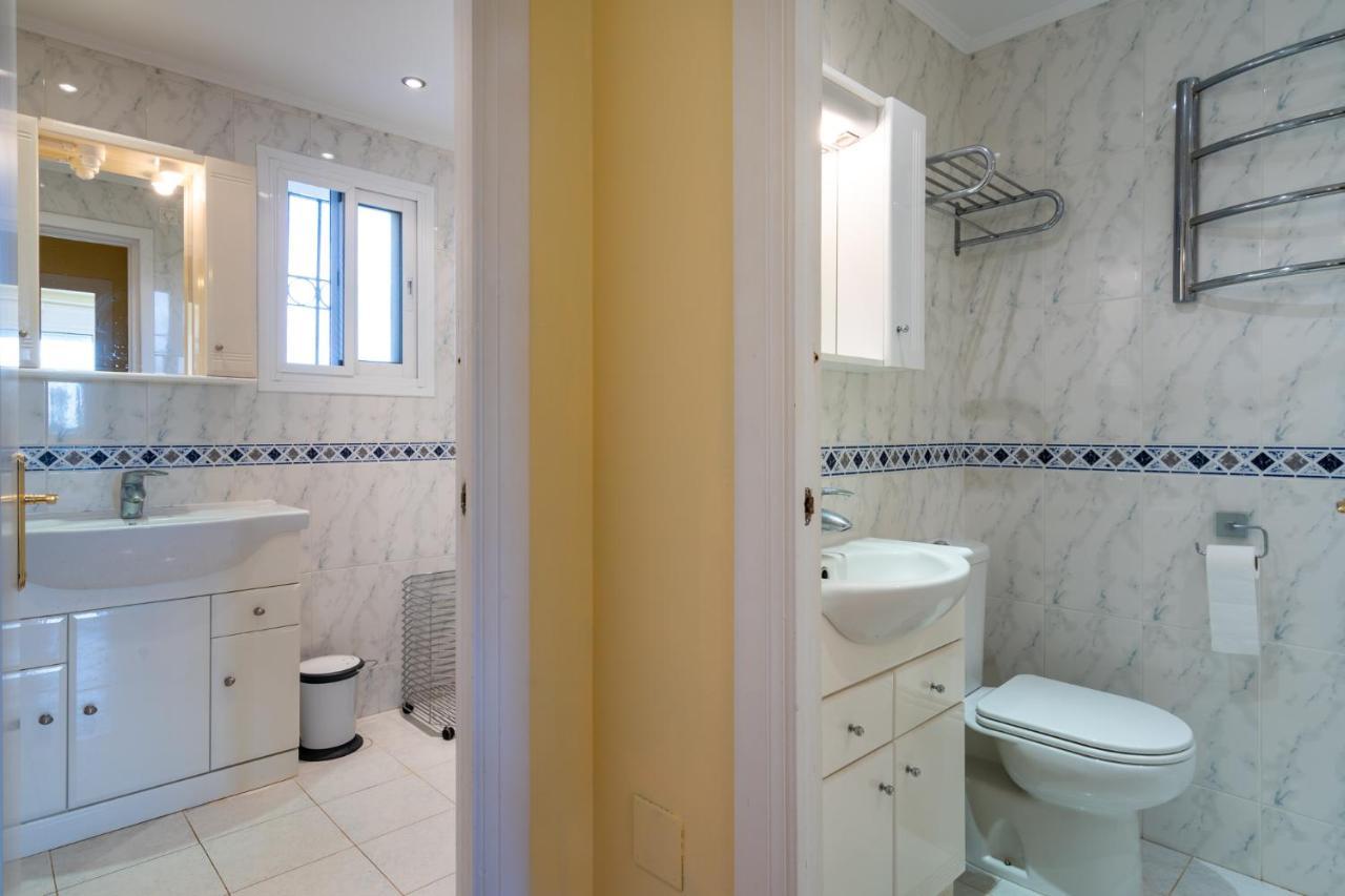 3 Bedroom House, 400M To The Beach, Near La Cala De Mijas Malaga Bagian luar foto
