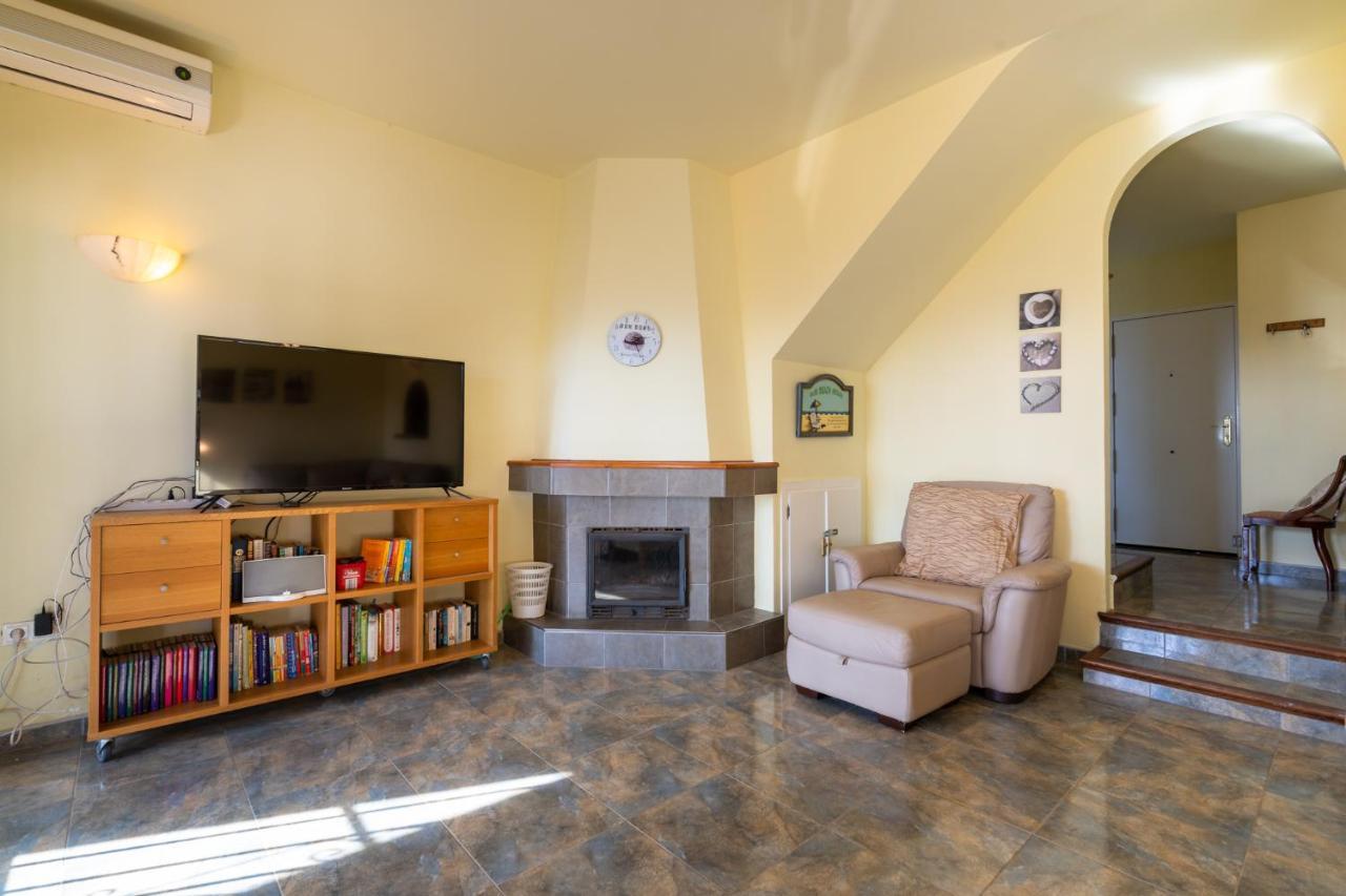 3 Bedroom House, 400M To The Beach, Near La Cala De Mijas Malaga Bagian luar foto