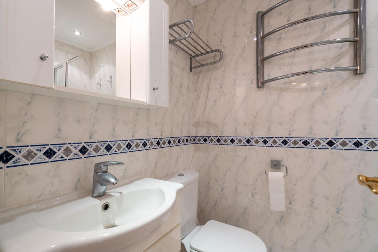3 Bedroom House, 400M To The Beach, Near La Cala De Mijas Malaga Bagian luar foto